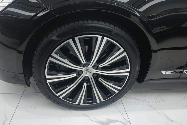 Used Volvo S90 2023 B5 Zhiyuan Luxury Edition