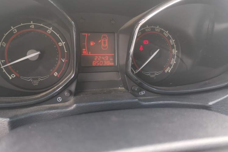 Used Chery Arrizo 3 2015 1.5L Manual High-End Version Odometer Close Up