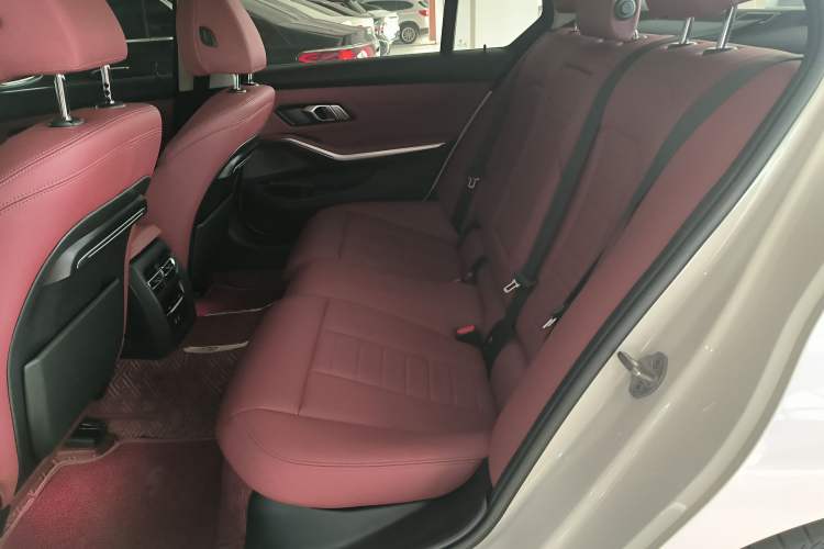 Used BMW 3 Series 2021 Restyled 325Li M Sport Package
