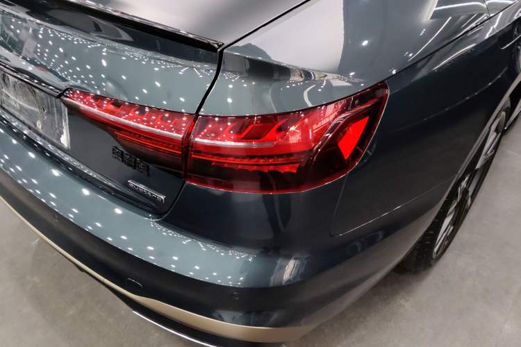 Used Audi A4L 2024 40 TFSI quattro RS Performance Package
