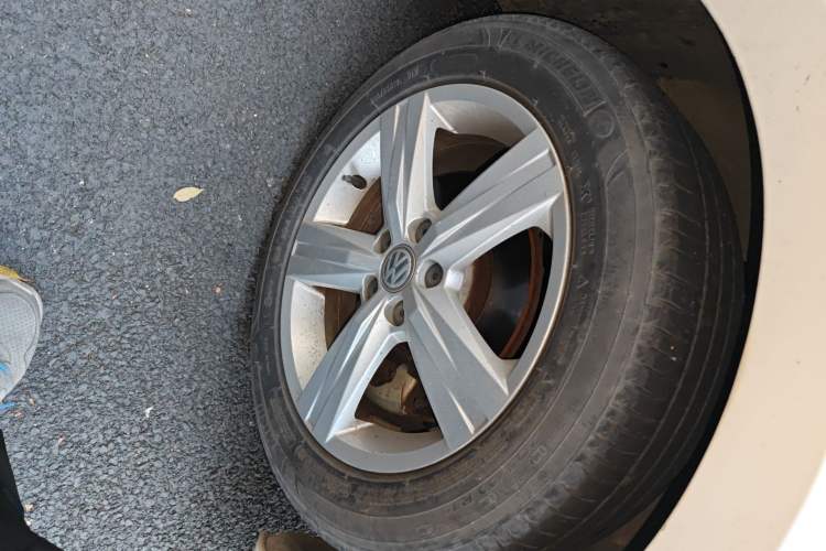 Used Volkswagen Gran Lavida 2017 1.6L Automatic Fashion Edition
