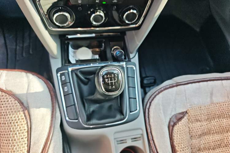 Used Skoda Superb 2013 1.4TSI Manual Shengshi Edition