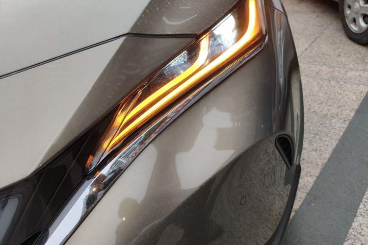 Used Toyota Harrier 2022 Dual-Engine 2.5L CVT Four-Wheel Drive Flagship Edition