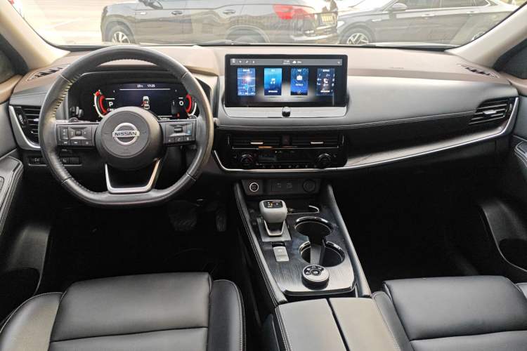 Used Nissan X-Trail 2021 VC-Turbo 300 CVT 4WD Ultimate Edition Center Console