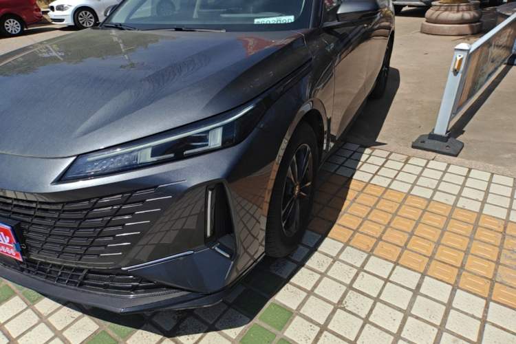 Used CHANGAN Eado DD 2023 Blue Whale NE 1.5T GDI DCT Luxury Edition Left Front Headlight