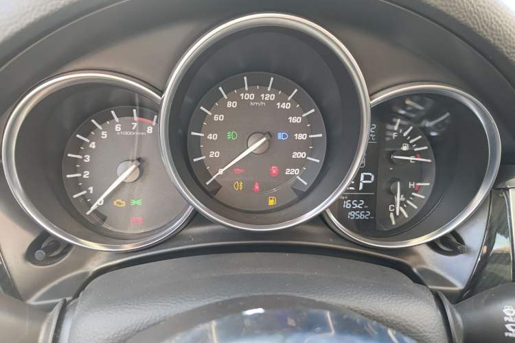 Used Zotye SR9 2017 2.0T Automatic Ultimate Light Edition