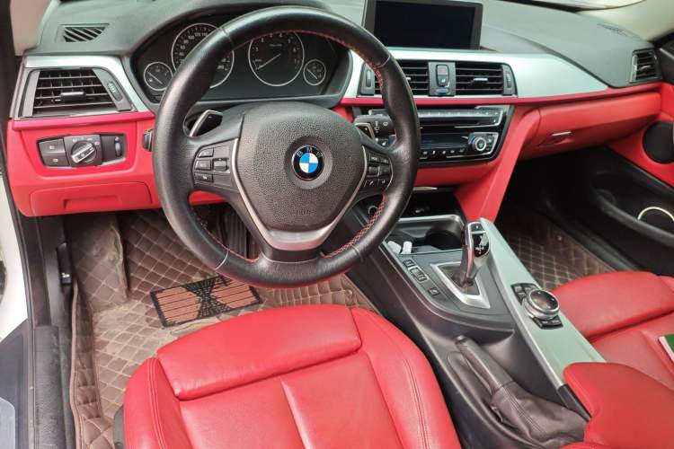 Used BMW 4 Series 2014 435i Sport Design Package Center Console