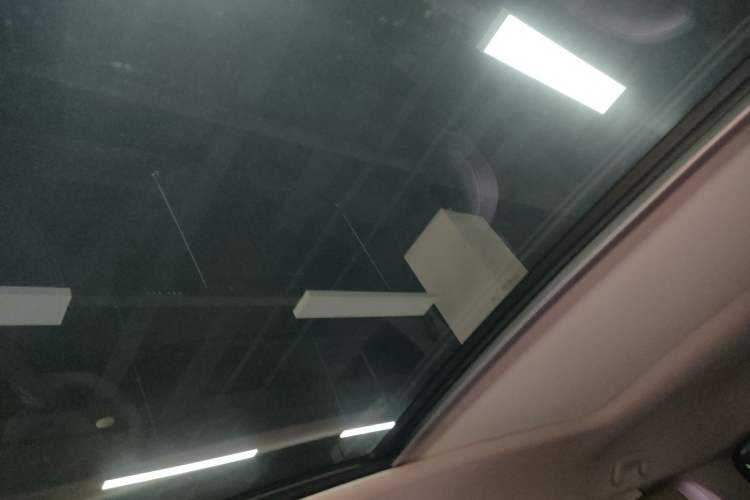 Used Volkswagen Viloran 2022 380TSI Luxury Edition Headliner