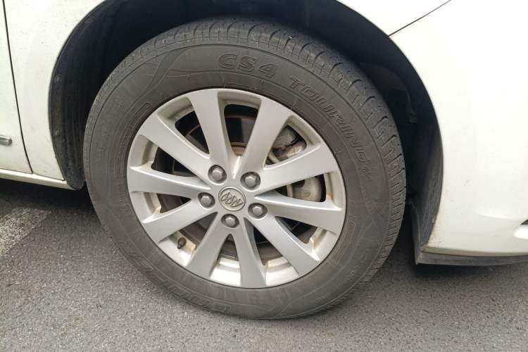 Used Buick GL8 2018 28T Luxury Model China VI Standard Right Front Wheel Hub