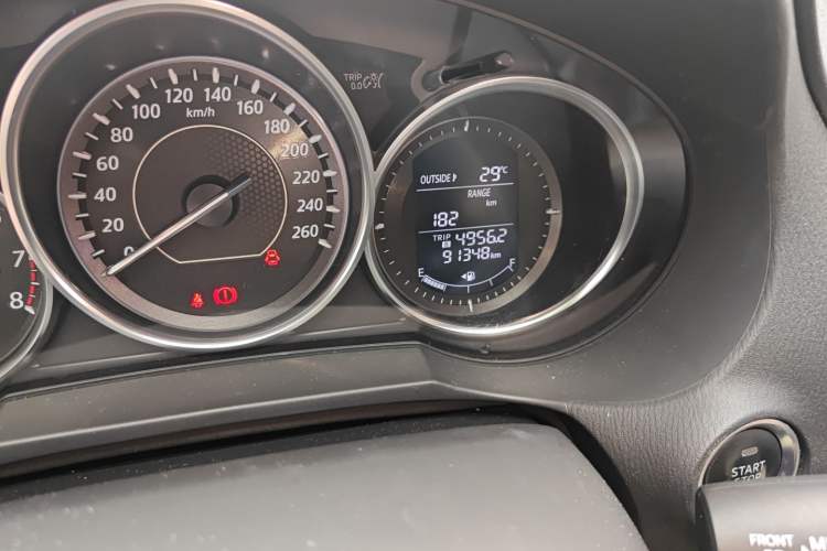 Used Mazda Atenza 2013 2.0L Standard Version
