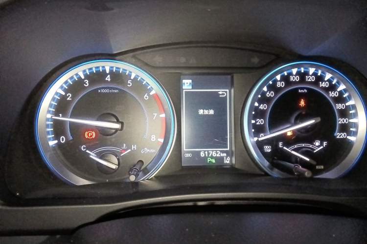 Used Toyota Highlander 2018 2.0T Four-Wheel Drive Prestige Version 7 Seats China VI Standard Instrument Cluster