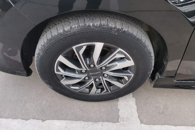 Used SAIC MAXUS G20 2021 Facelifted PLUS 2.0T Diesel Automatic Luxury Edition
