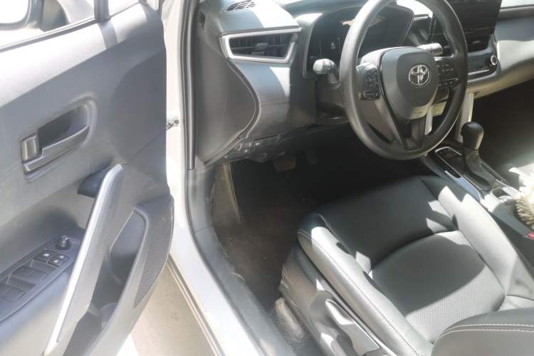 Used Toyota Corolla Cross 2023 Dual-Motor 2.0L Elite Edition

