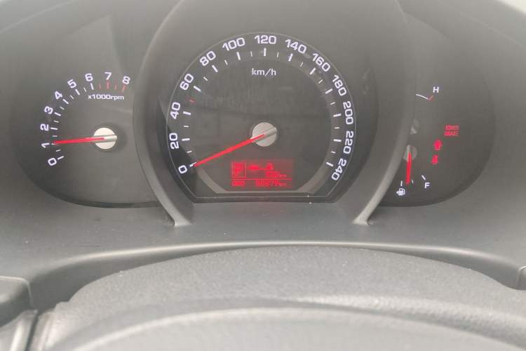 Used Kia Sportage R 2012 2.0L Automatic Two-Wheel Drive GL Trim Odometer Close Up