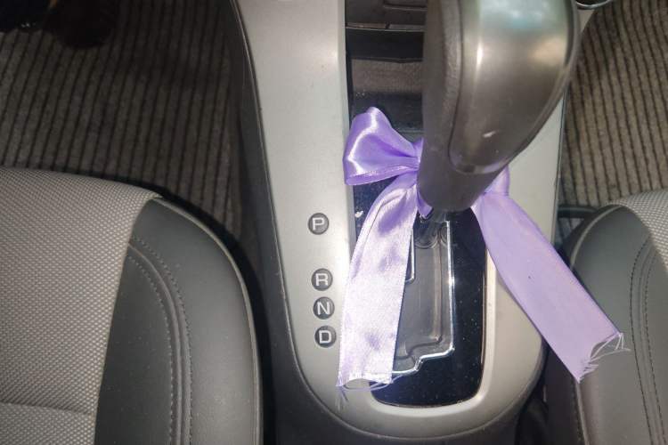 Used Chevrolet Cruze 2011 1.6L SE Automatic Gear Lever