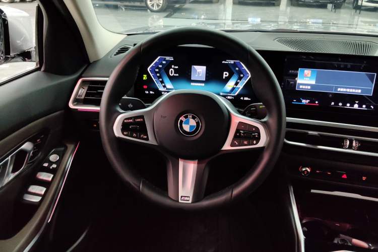 Used BMW i3 2024 eDrive 35 L
