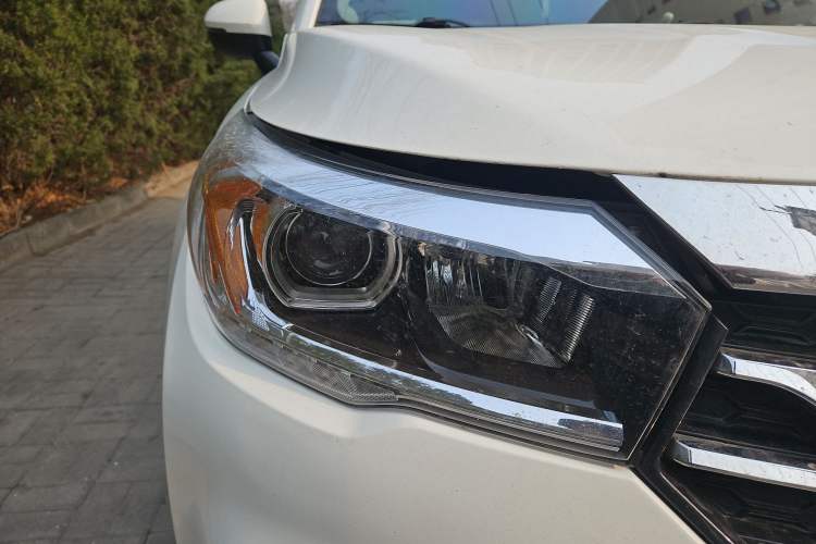 Used GAC Trumpchi GS4 2015 200T G-DCT Luxury Edition Right Front Headlight