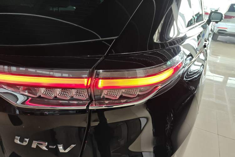 Used Honda UR-V 2020 370TURBO Two-Wheel Drive Luxury Edition
