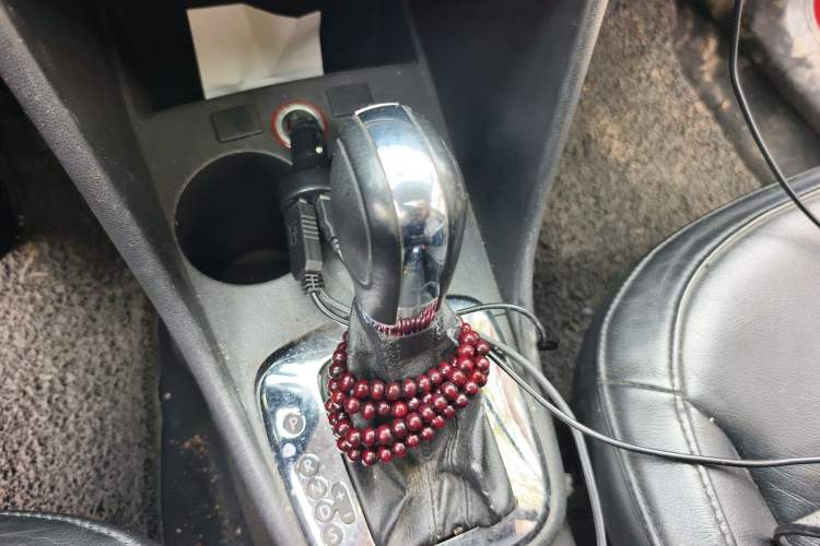 Used Volkswagen Polo 2011 1.4L Automatic ZhiCool Edition Gear Lever