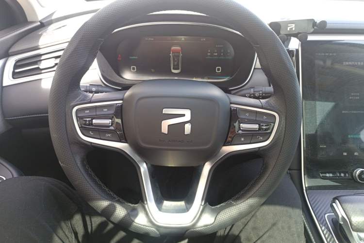 Used Rising ER6 2020 620 km Smart Edition
