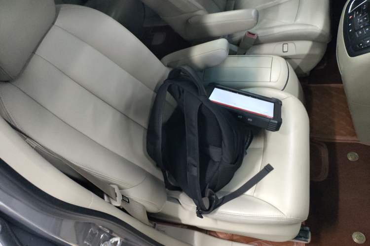 Used Buick GL8 2018 28T Luxury Model China VI Standard