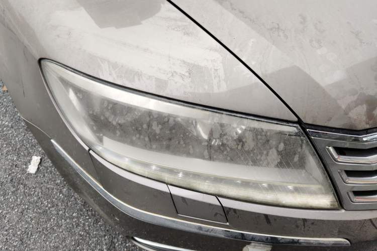 Used Volkswagen Phaeton 2011 4.2L V8 4-seat Extended-Range Individual Edition