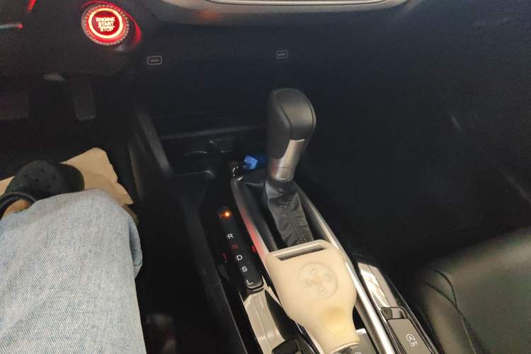 Used Honda Envix 2022 180TURBO CVT Comfort Version Gear Lever