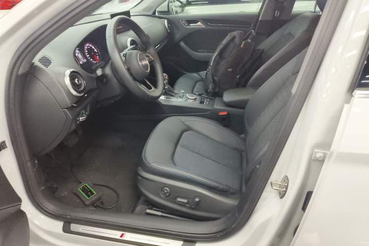 Used Audi A3 2019 Limousine 35 TFSI Fashion Edition China V standard
