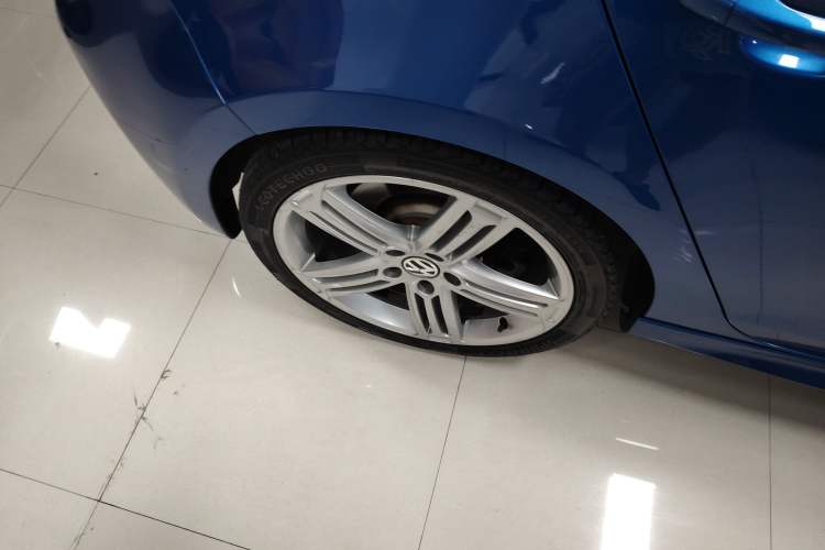Used Volkswagen Golf 2011 2.0 TSI R
