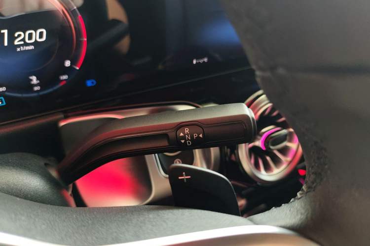 Used Mercedes-Benz GLB 2022 Updated GLB 200 Fashion Edition
