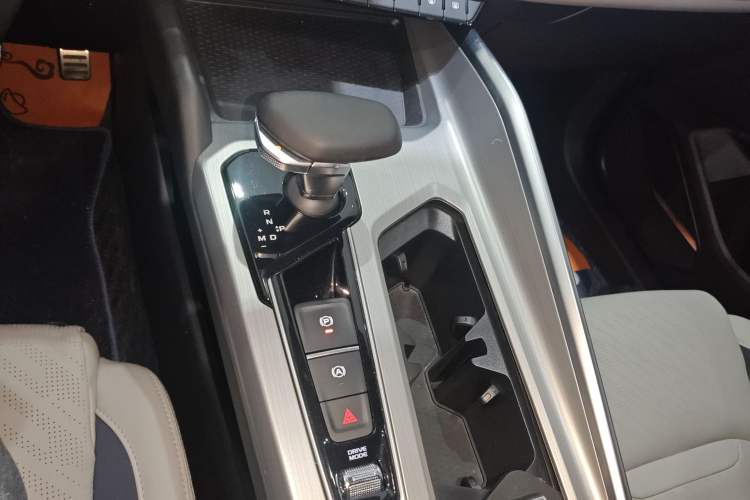 Used Geely Auto Preface 2021 Revised Version 2.0TD Luxury Edition