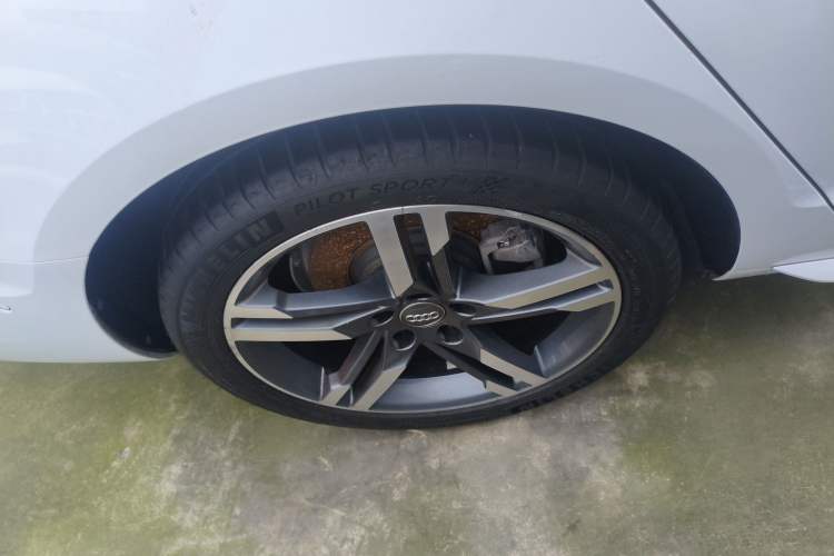 Used Audi A4L 2020 40 TFSI Luxury Dynamic Model