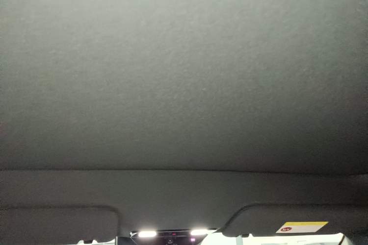 Used Li Auto L6 2025 Pro Smart Refresh Edition Headliner