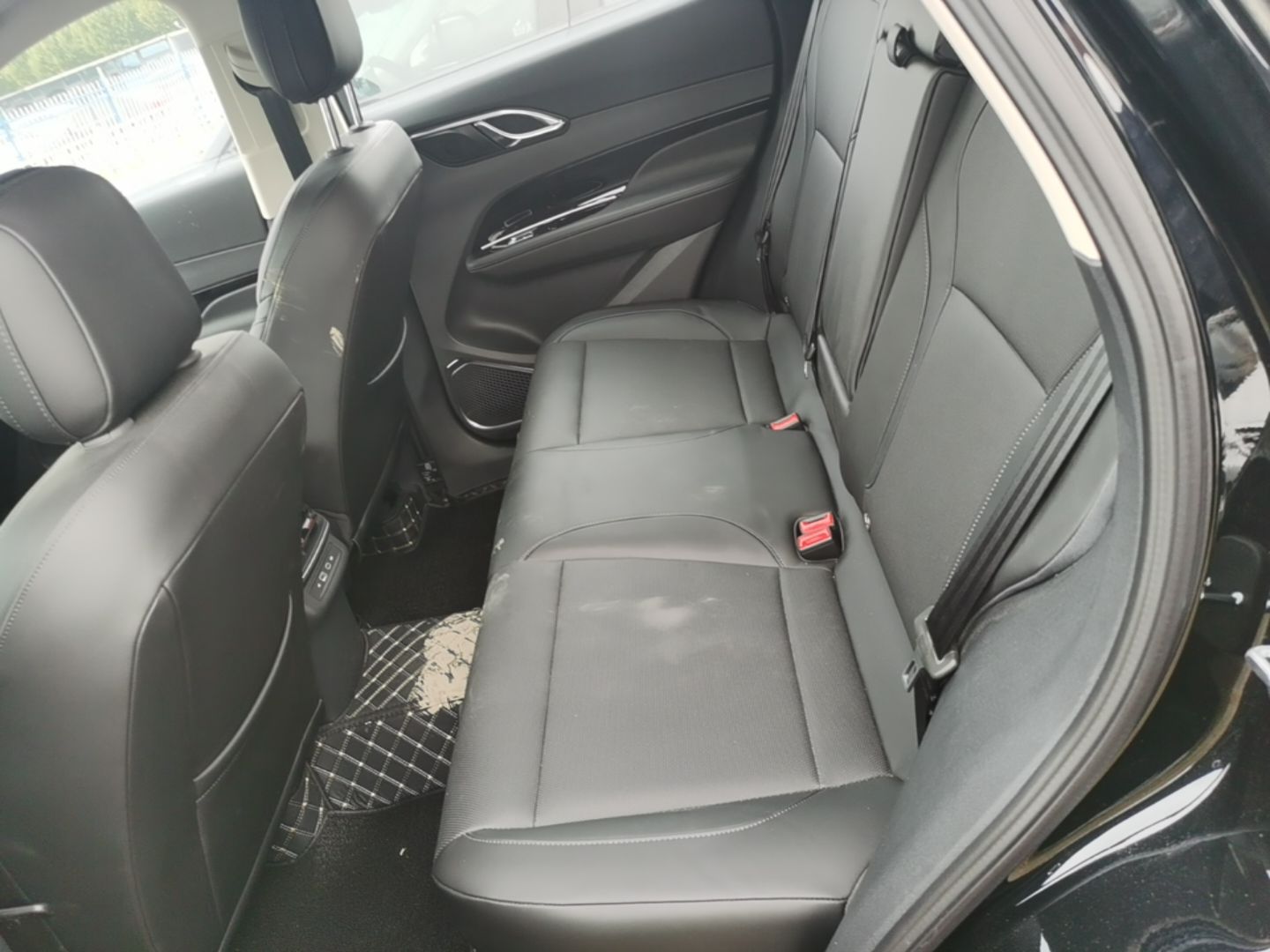 Hongqi HS3 PHEV 2025 Model 117km Jingwei Edition — снимка 20