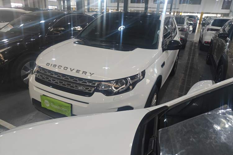 Used Land Rover Discovery Sport 2019 240 PS PURE Edition China VI Standard