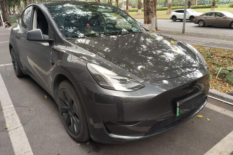 Used Tesla Model Y 2024 Rear-Wheel-Drive Version
