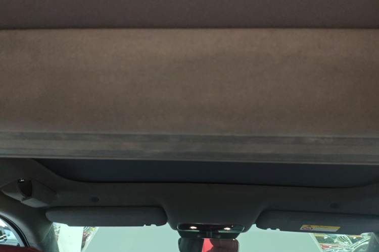 Used Hima AITO M8 2025 Extended-Range Ultra Version 53.4 kWh 6-Seater Edition
