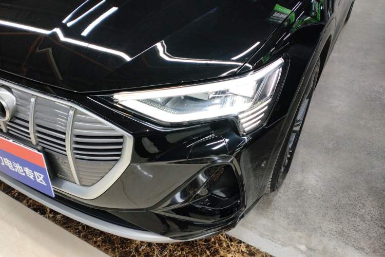 Used Audi e-tron 2021 50 quattro Prestige Edition