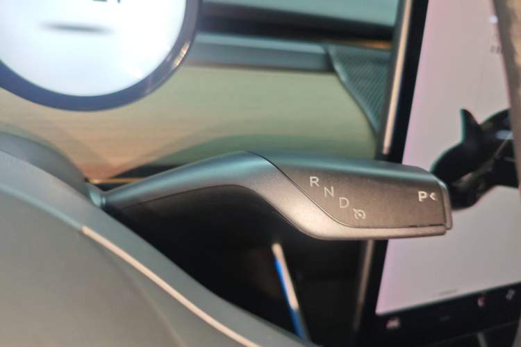 Used Tesla Model 3 (Import) 2019 Long-Range Rear-Wheel-Drive Version