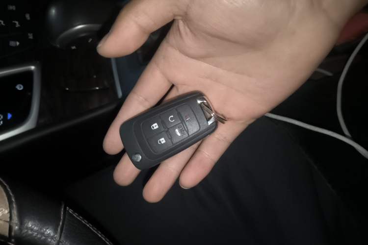 Used Buick LaCrosse 2014 2.0T SIDI Elite Tech Version Vehicle Key