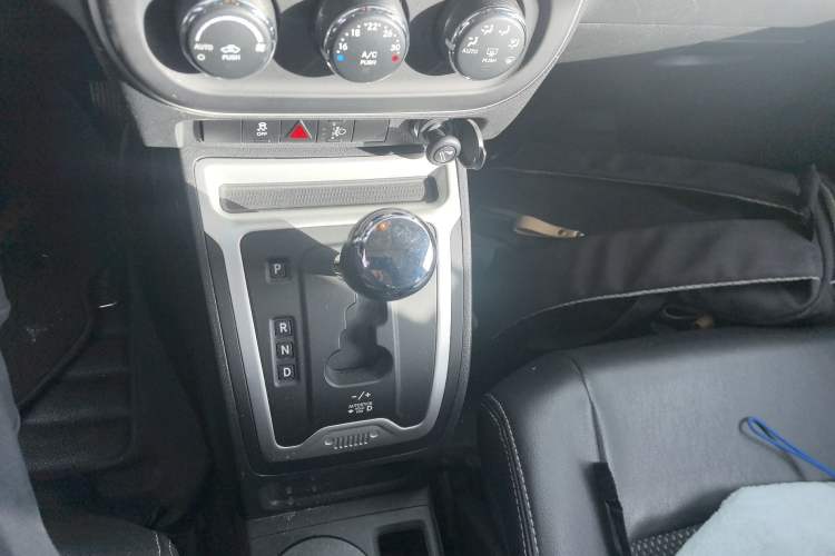 Used Jeep Compass 2014 Revised Version 2.4L Four-Wheel Drive Comfort Edition
