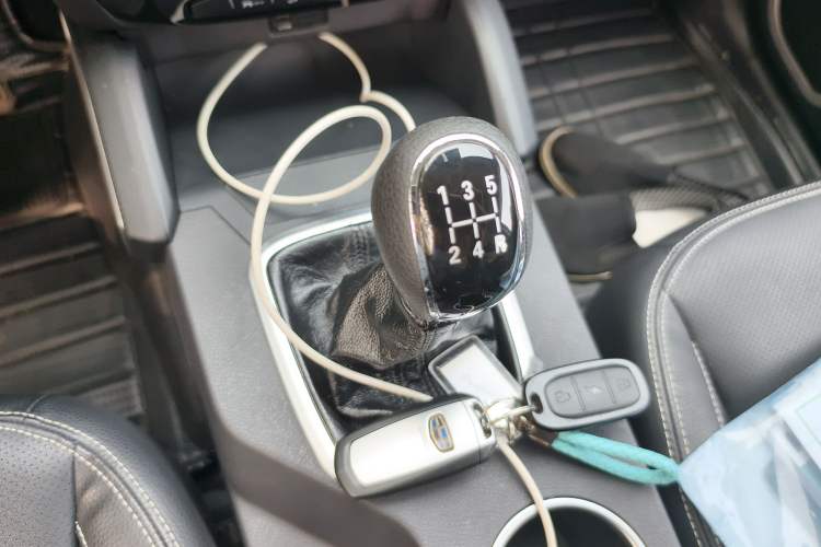 Used Geely Auto Vision X6 2016 1.8L Manual Luxury Model