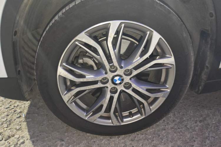 Used BMW X1 2019 sDrive20Li Leading Model