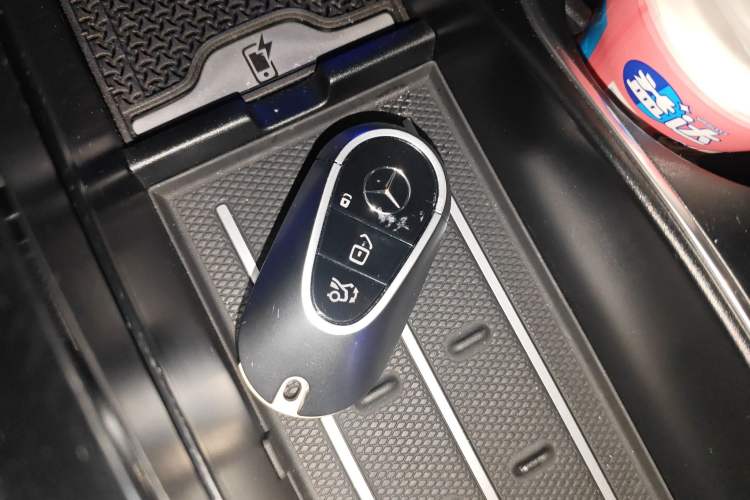 Used Mercedes-Benz S-Class 2024 S 450 L 4MATIC Vehicle Key