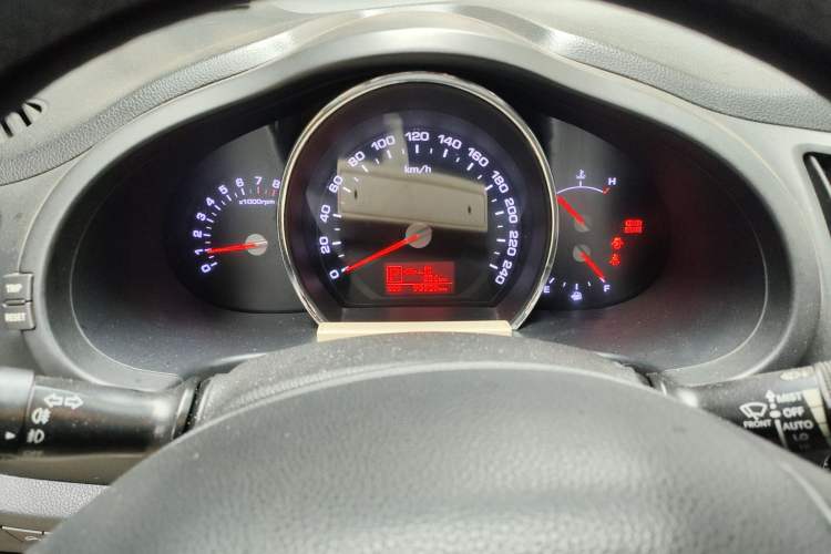 Used Kia Sportage R 2014 2.0L Automatic Two-Wheel Drive Premium Trim
