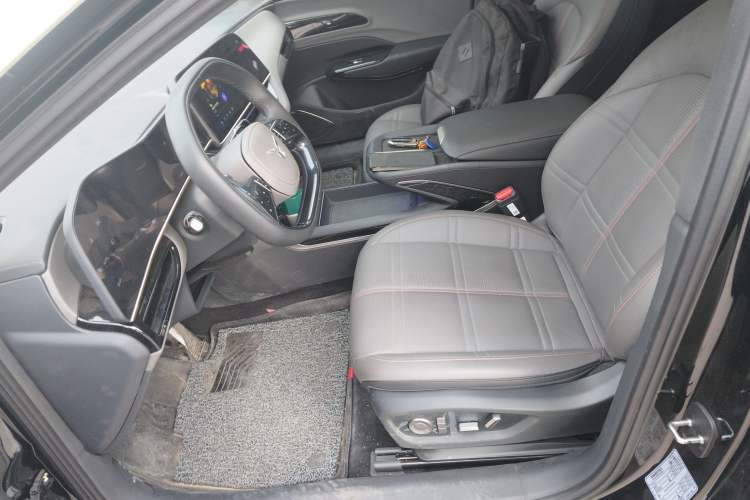 Used Hongqi EH7 2025 600 Smart Selection Edition