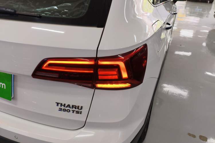 Used Volkswagen Tharu 2020 280TSI Two-Wheel Drive Luxury Edition China VI Standard Right Rear Taillight