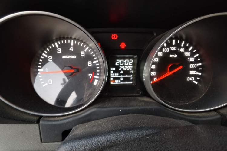 Used FAW Senya S80 2013 1.5L Manual 5-Seat Urban Fashion Edition
