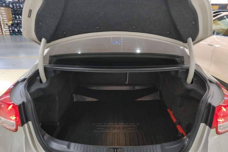 Used Chevrolet Malibu 2014 2.0L Automatic Luxury Edition
