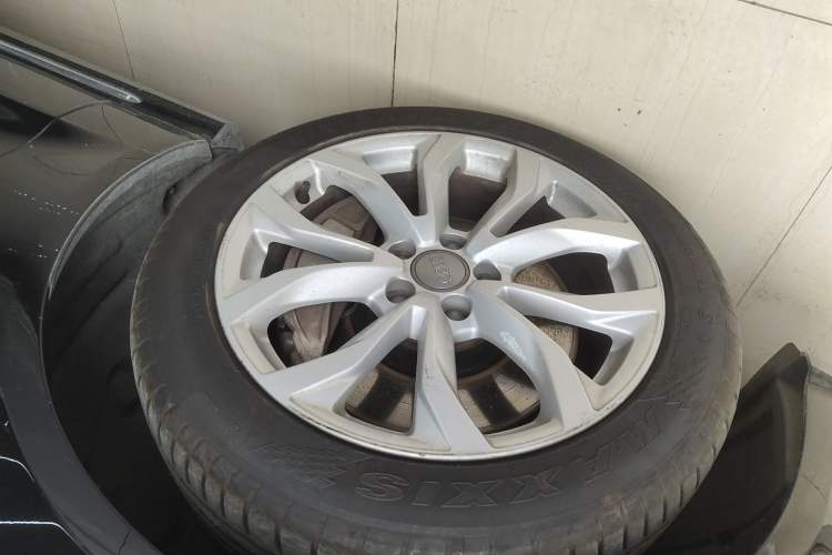 Used Audi A6L 2017 45 TFSI quattro Sport Edition Left Front Wheel Hub